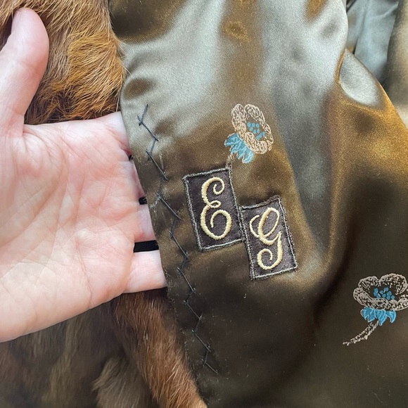 Vintage Fur Coat - size small - Picture 5 of 10